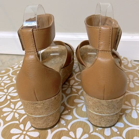 NWT Johnston and Murphy tan calfskin Gigi Cross-Band Sandal - Picture 8 of 11